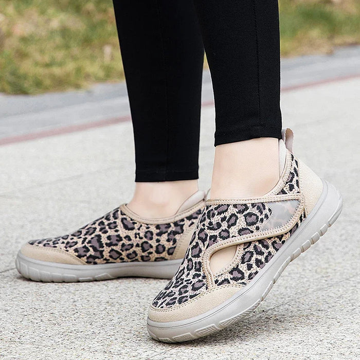 2025 Men's orthopedic wide foot swollen walking casual shoes thumb valgus adjustment soft and comfortable diabetic women's shoes