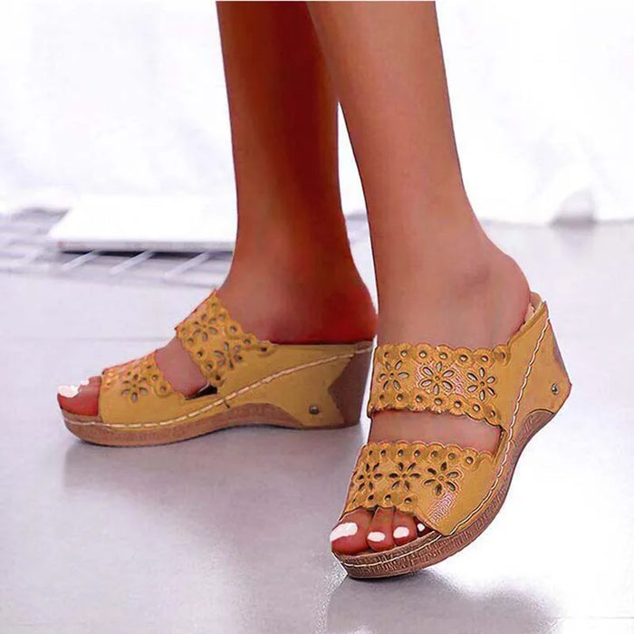 women platform walking sandals