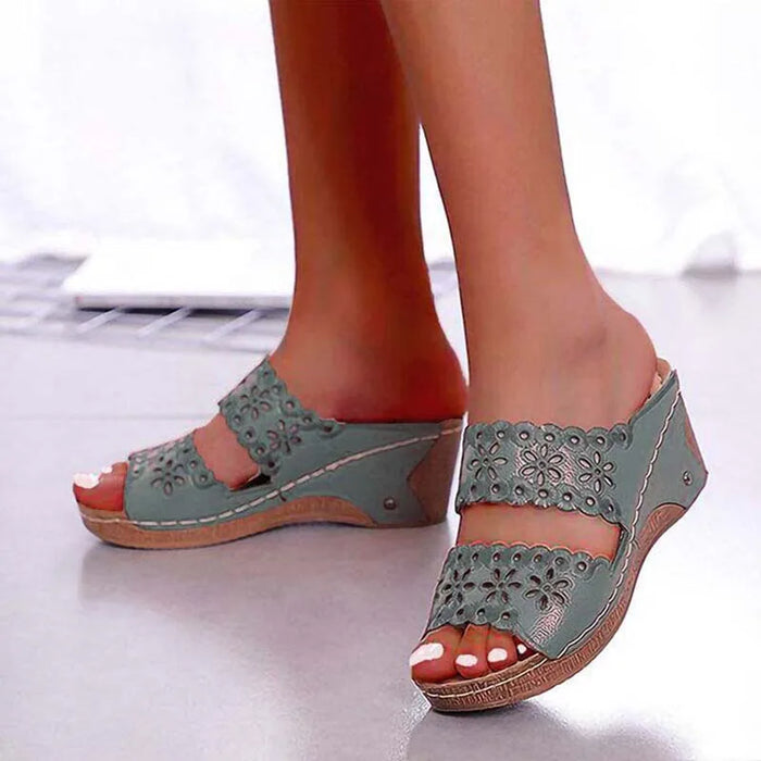 women platform walking sandals