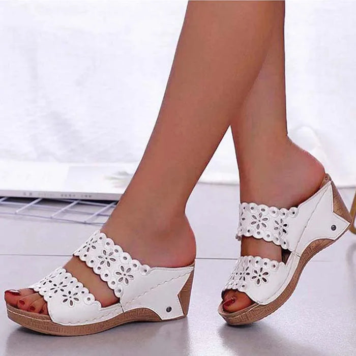 women platform walking sandals