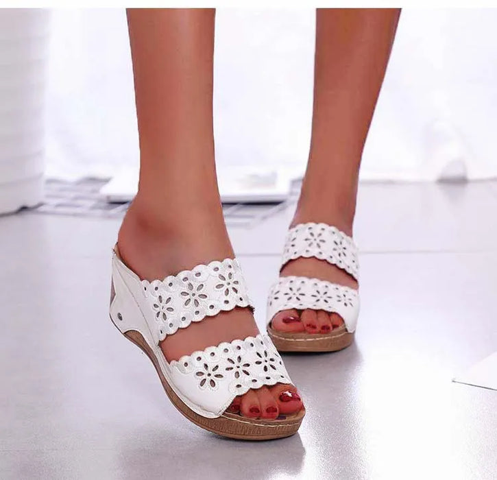 women platform walking sandals