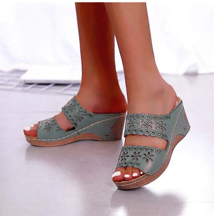 women platform walking sandals